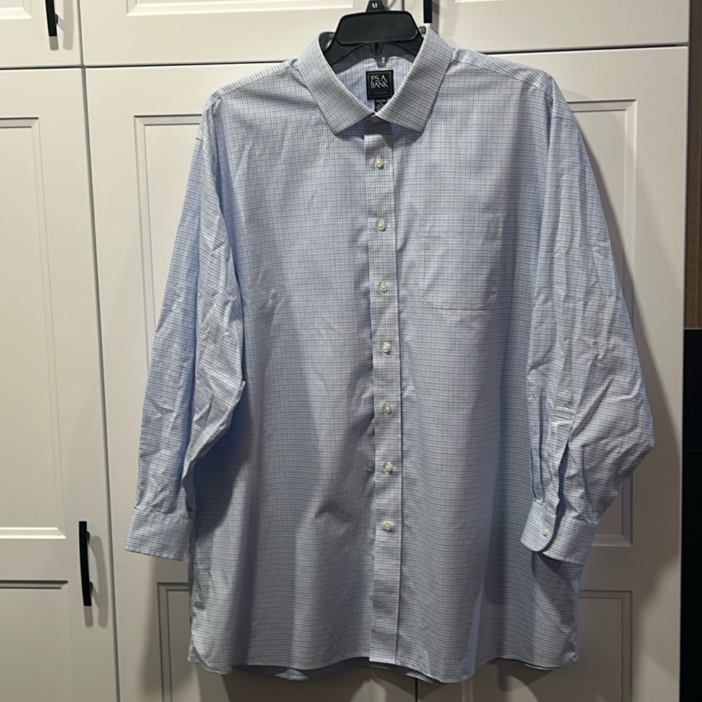 Jos. A Bank Traveler 18 1/2 - 34 Blue Checked